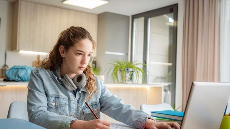 F5b8c1d4e7f0a3b6c9d2e5f8a1b4c7d0