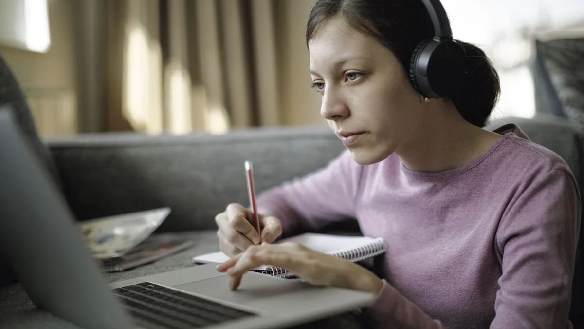 E7b0d3f6a9c2b5d8f1a4c7b0d3e6f9a2