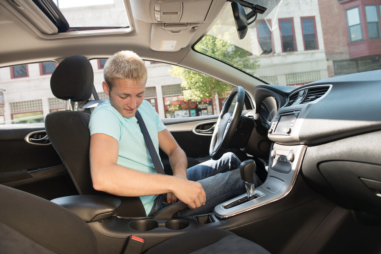 Buckling in seatbelt